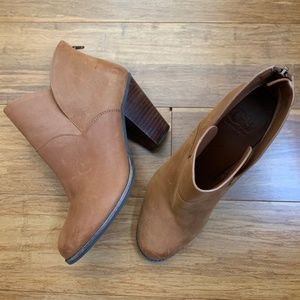 Gianni Bini Brown Booties Size 8 3.5 inch heels